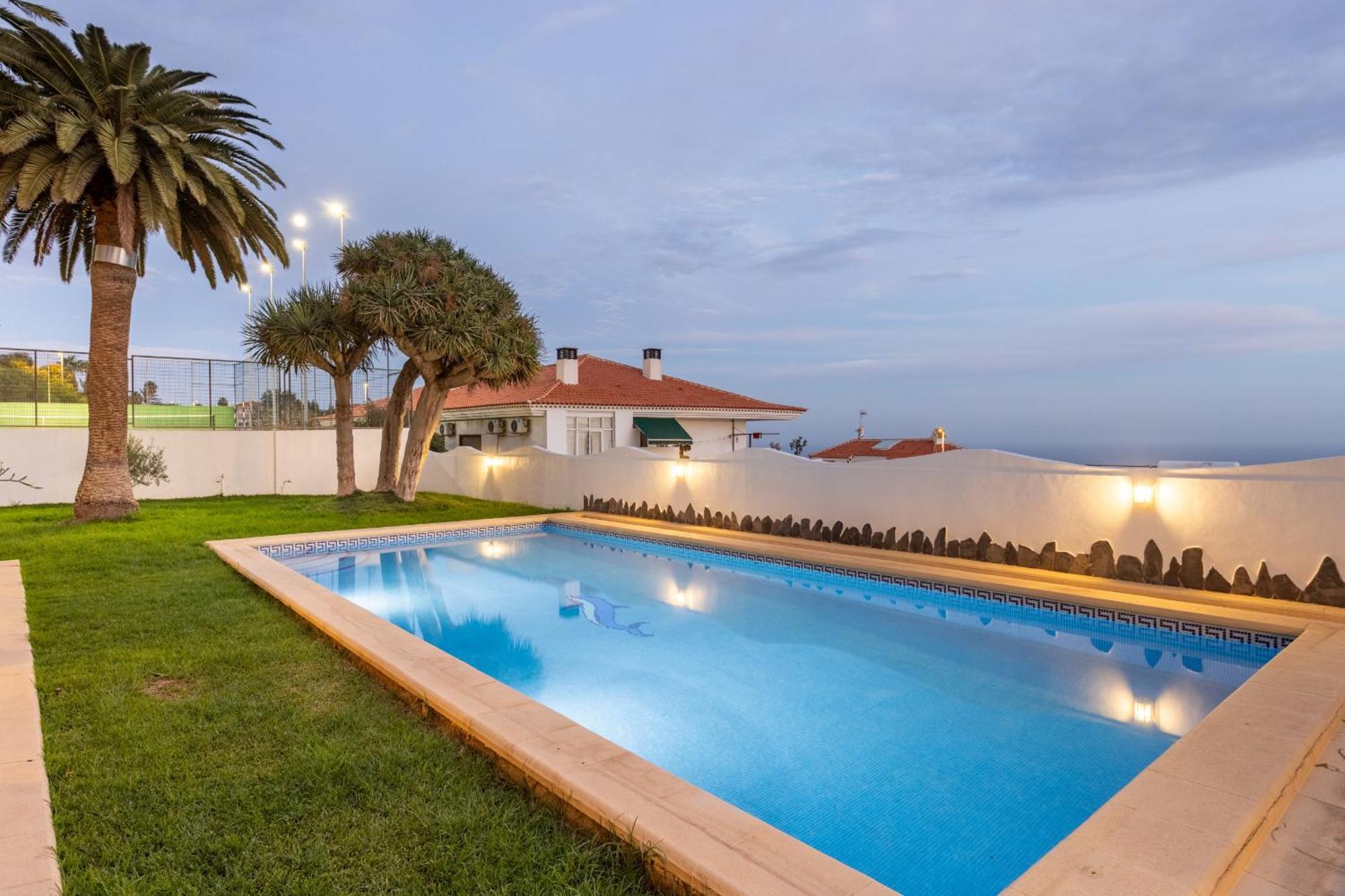 One & Only Sports And Relax Villa Heated Pool By Eden Rentals Tabaiba Exterior photo