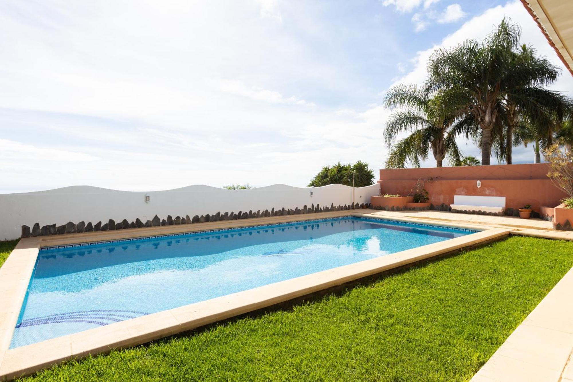 One & Only Sports And Relax Villa Heated Pool By Eden Rentals Tabaiba Exterior photo